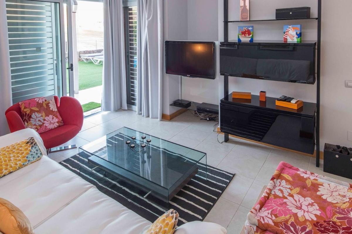 Lightbooking Piscina Privada Salobre Golf San Bartolome Bagian luar foto
