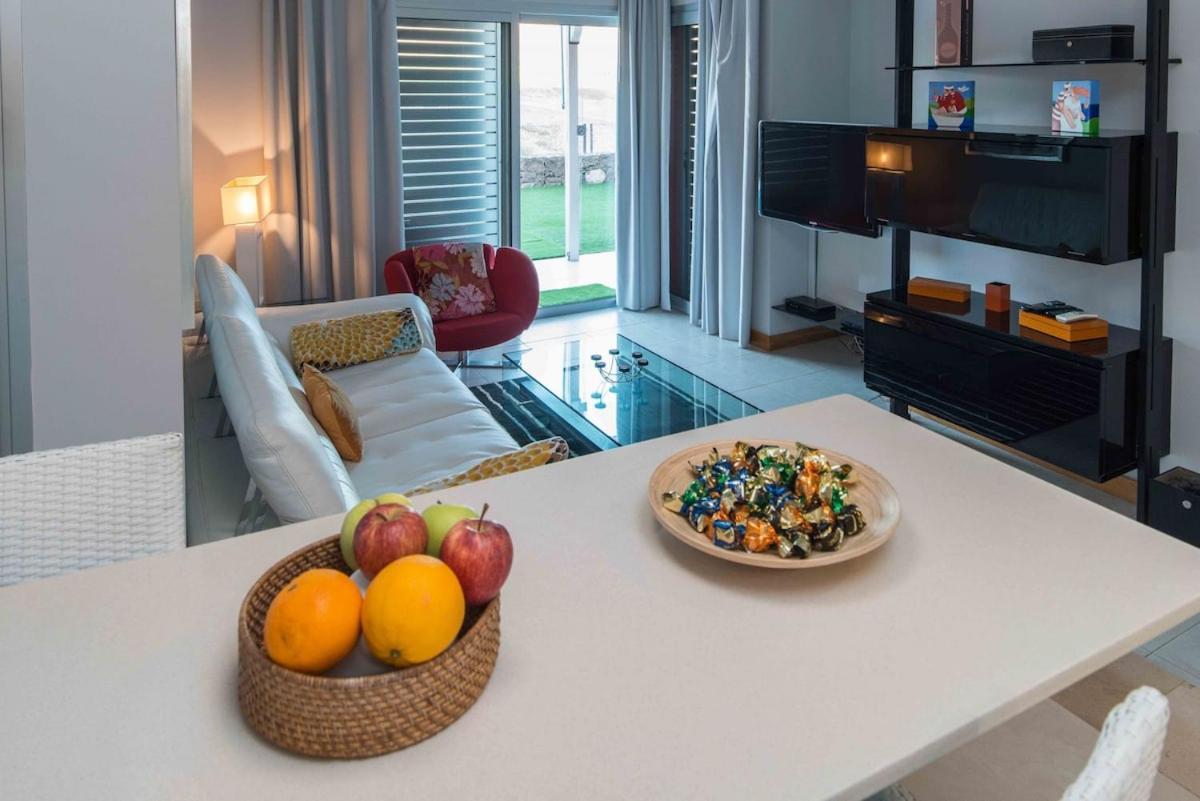 Lightbooking Piscina Privada Salobre Golf San Bartolome Bagian luar foto